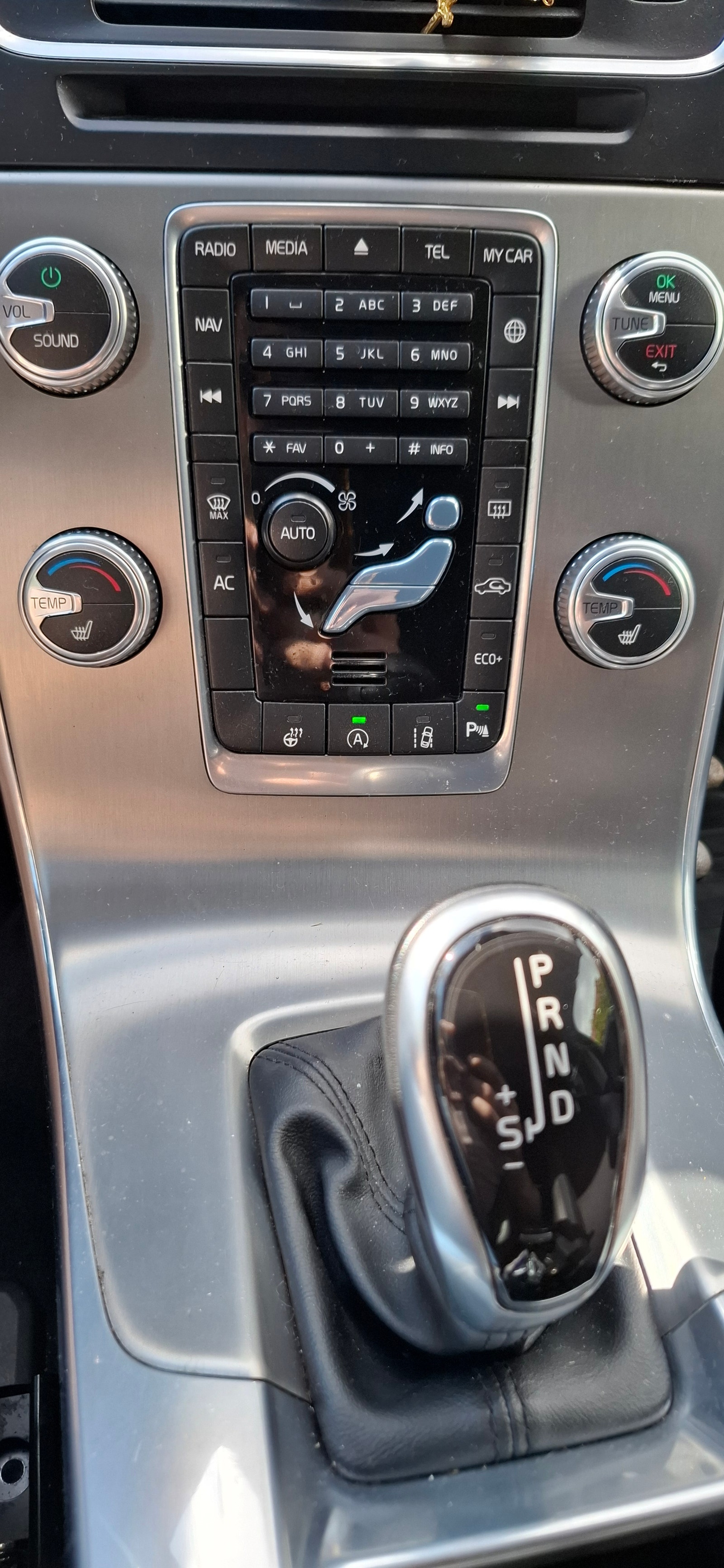 Volvo V60 D2 Geartronic, 120hp, 2016