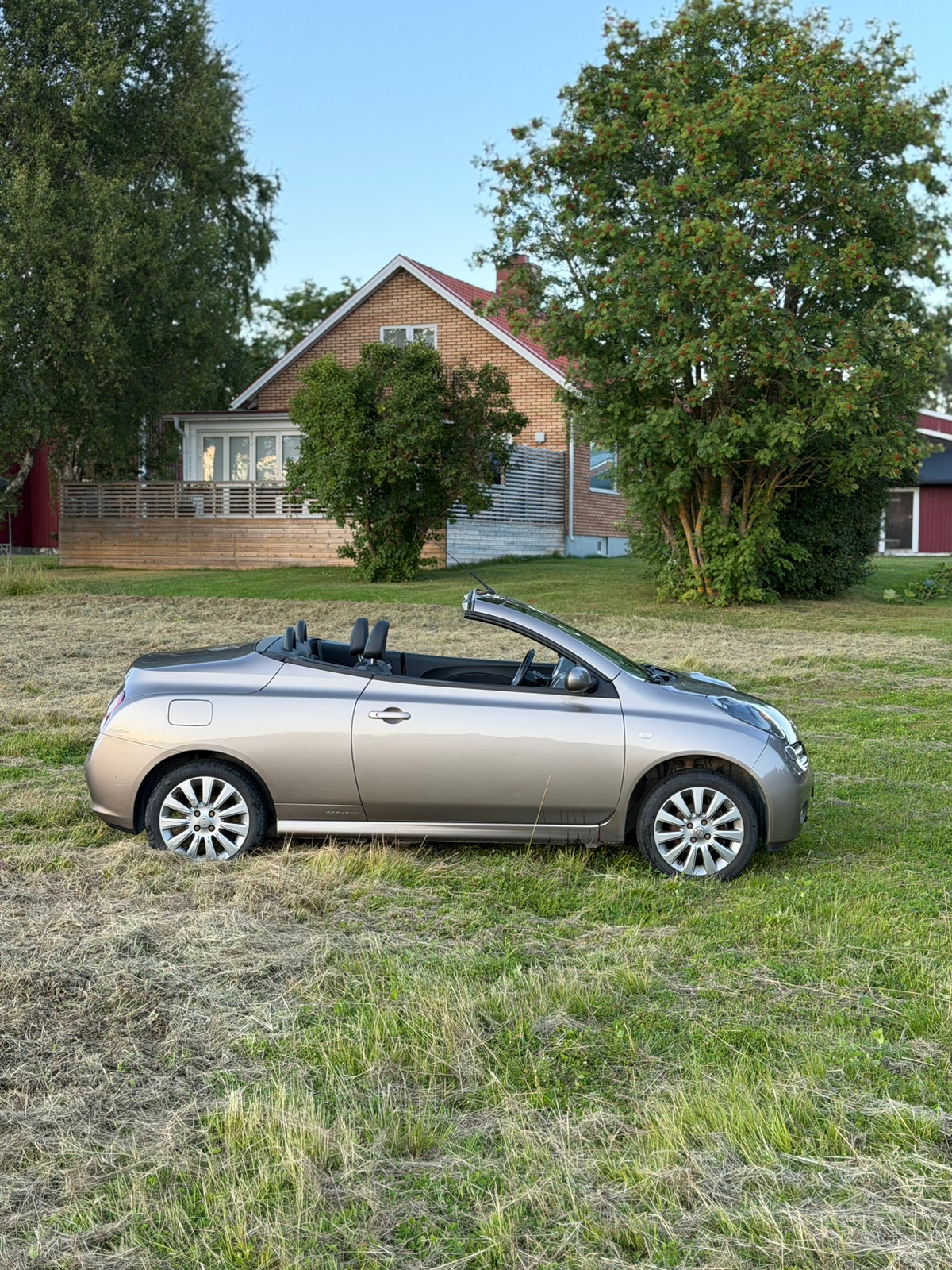 Nissan Micra C+C 1.6 Manual, 110hp, 2006