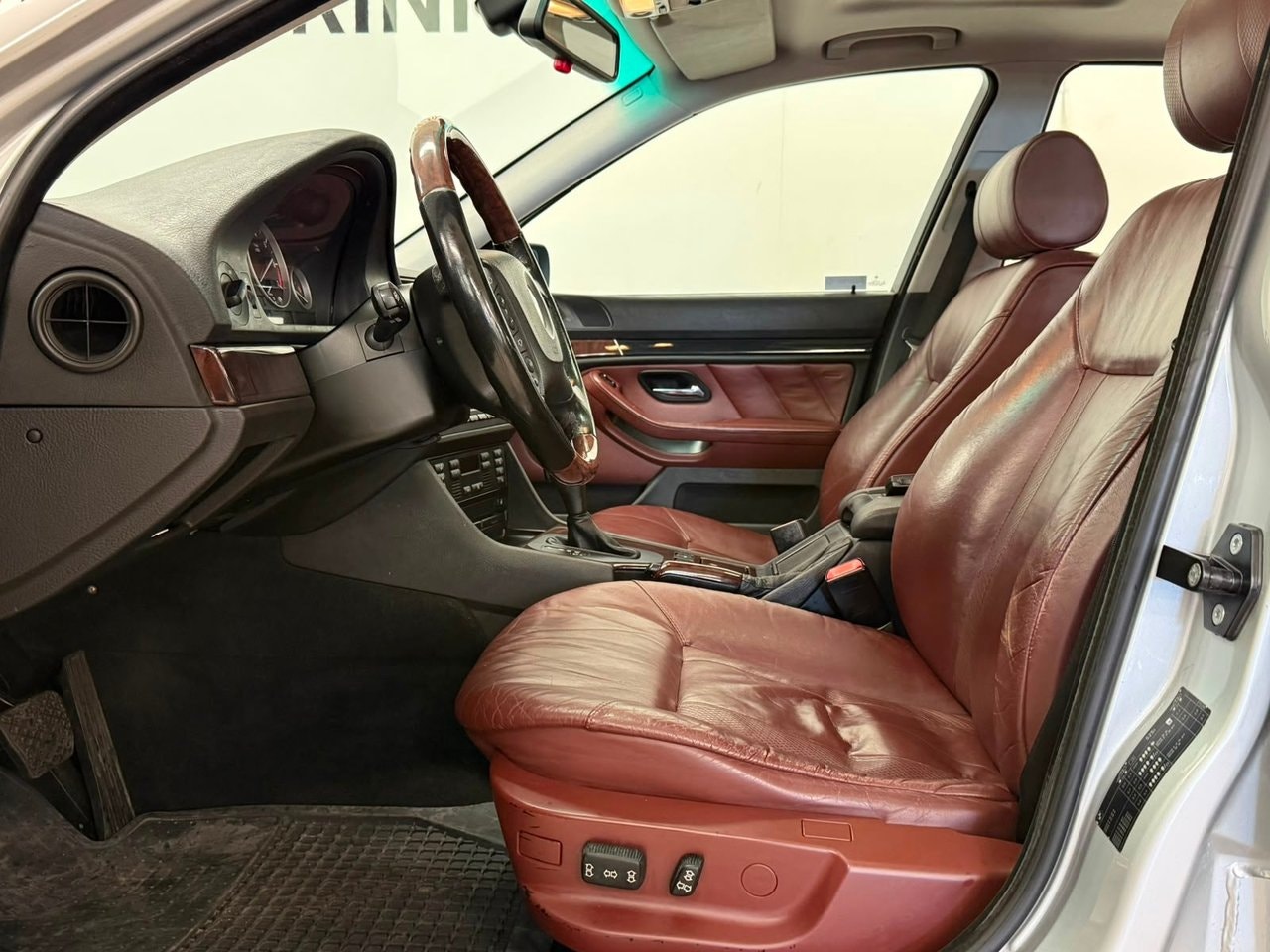 BMW 525i Sedan Automatic, 5-trins, 192ps, 2002