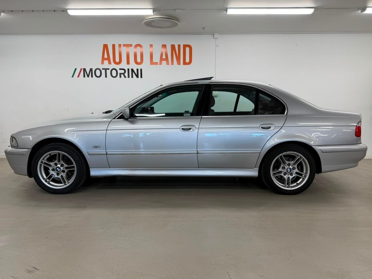 BMW 525i Sedan Automatic, 5-trins, 192ps, 2002