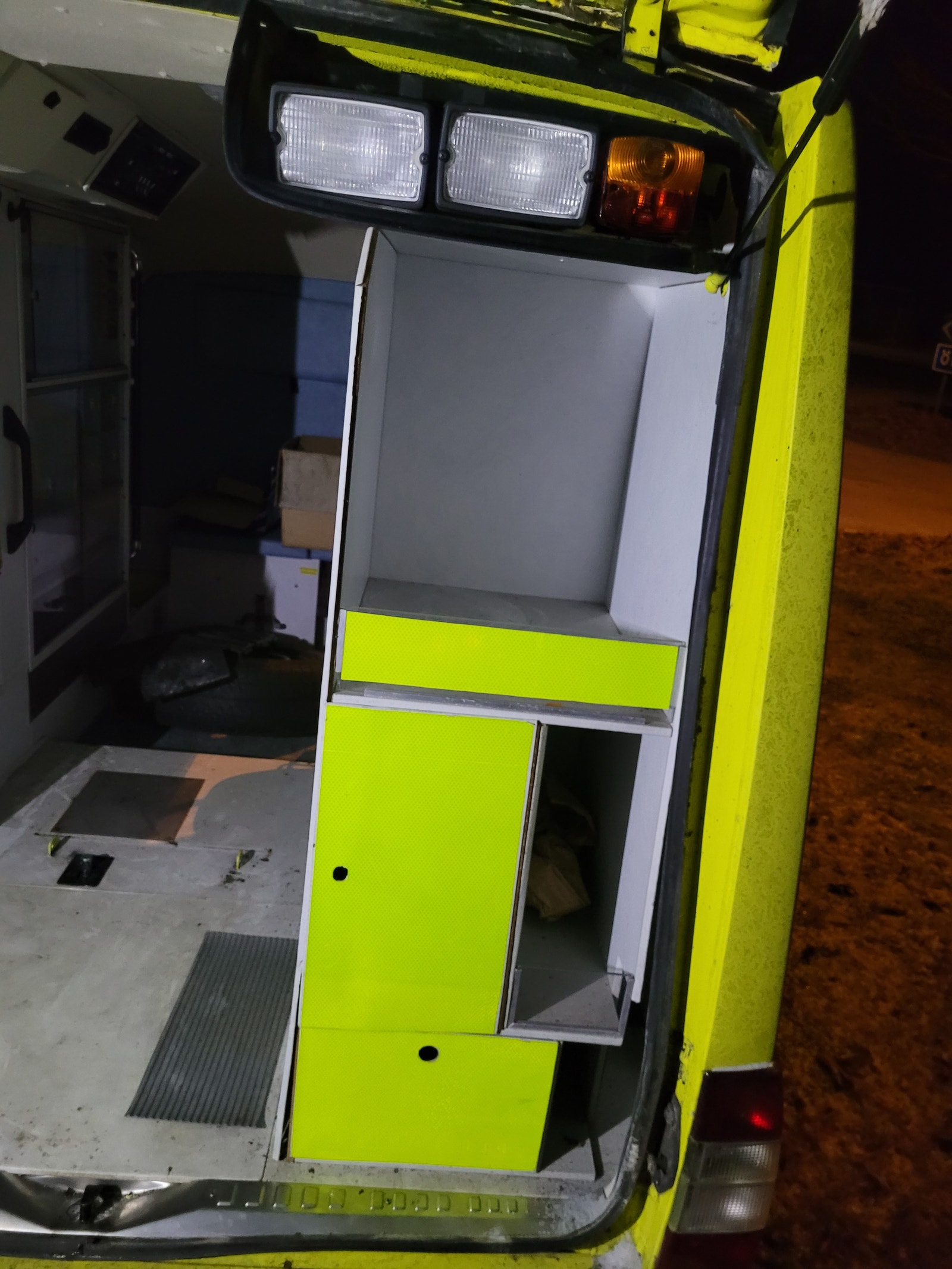 Nilsson V90 Ambulance 3.0 Automatic, 4-trins, 204ps, 1998