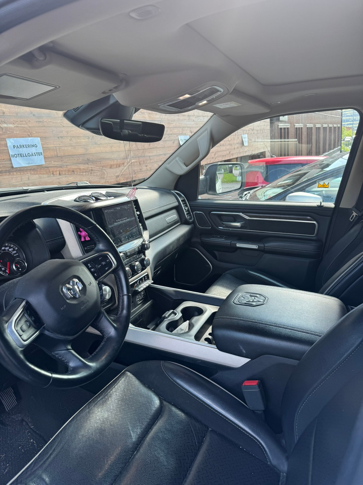 RAM 1500 Crew Cab 5.7 V8 HEMI Flex Fuel 4x4 TorqueFlite, 395hk, 2019