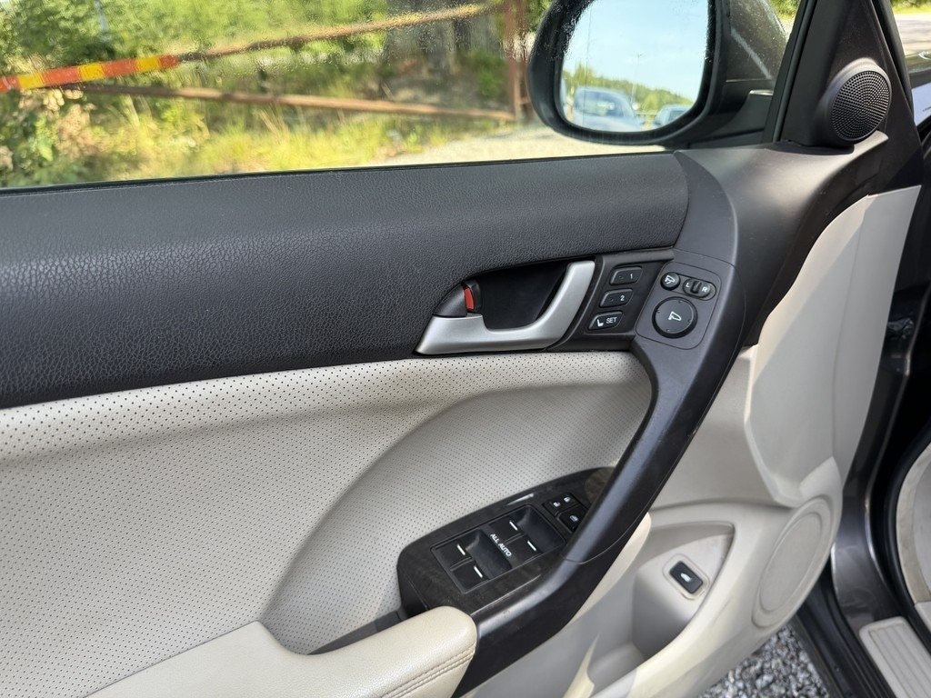 Honda Accord Tourer 2.4 i-VTEC Automatic, 201hp, 2009