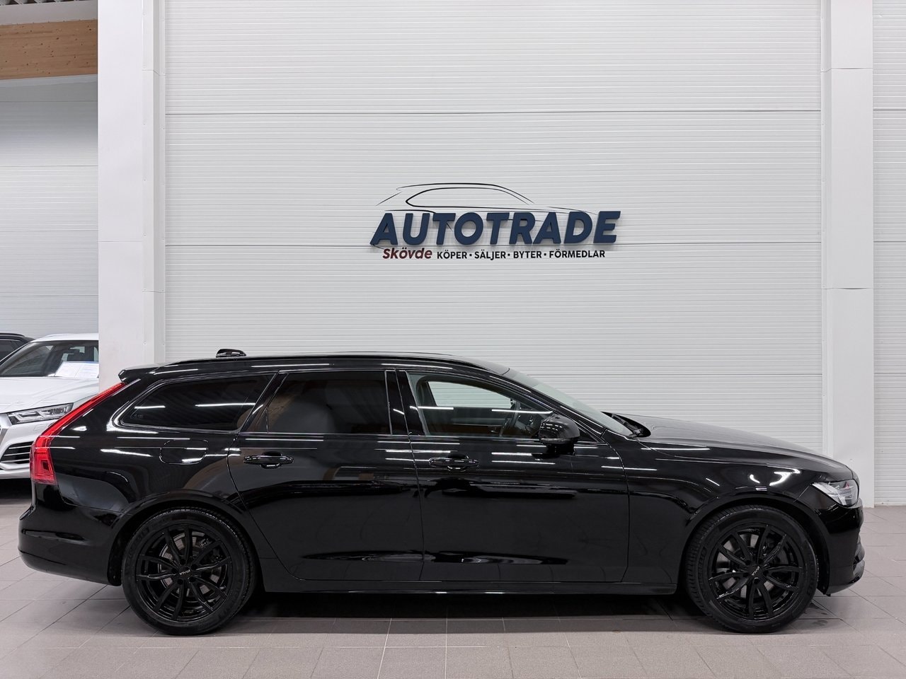 Volvo V90 T4 Geartronic, 8-trins, 190ps, 2019