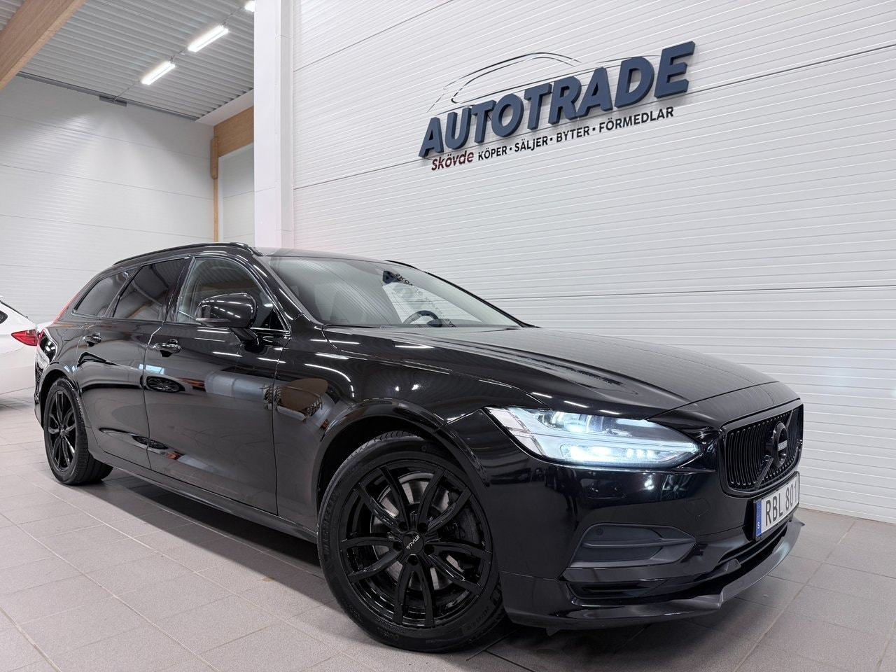 Volvo V90 T4 Geartronic, 8-trins, 190ps, 2019