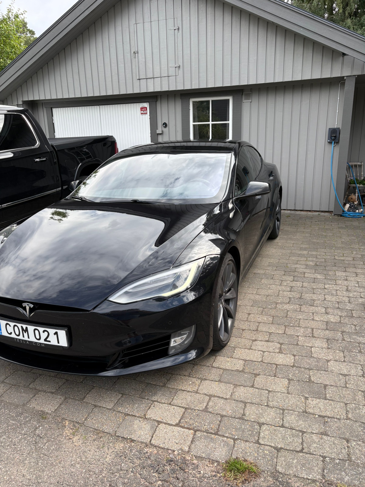 Tesla Model S 100D, 525ps, 2018