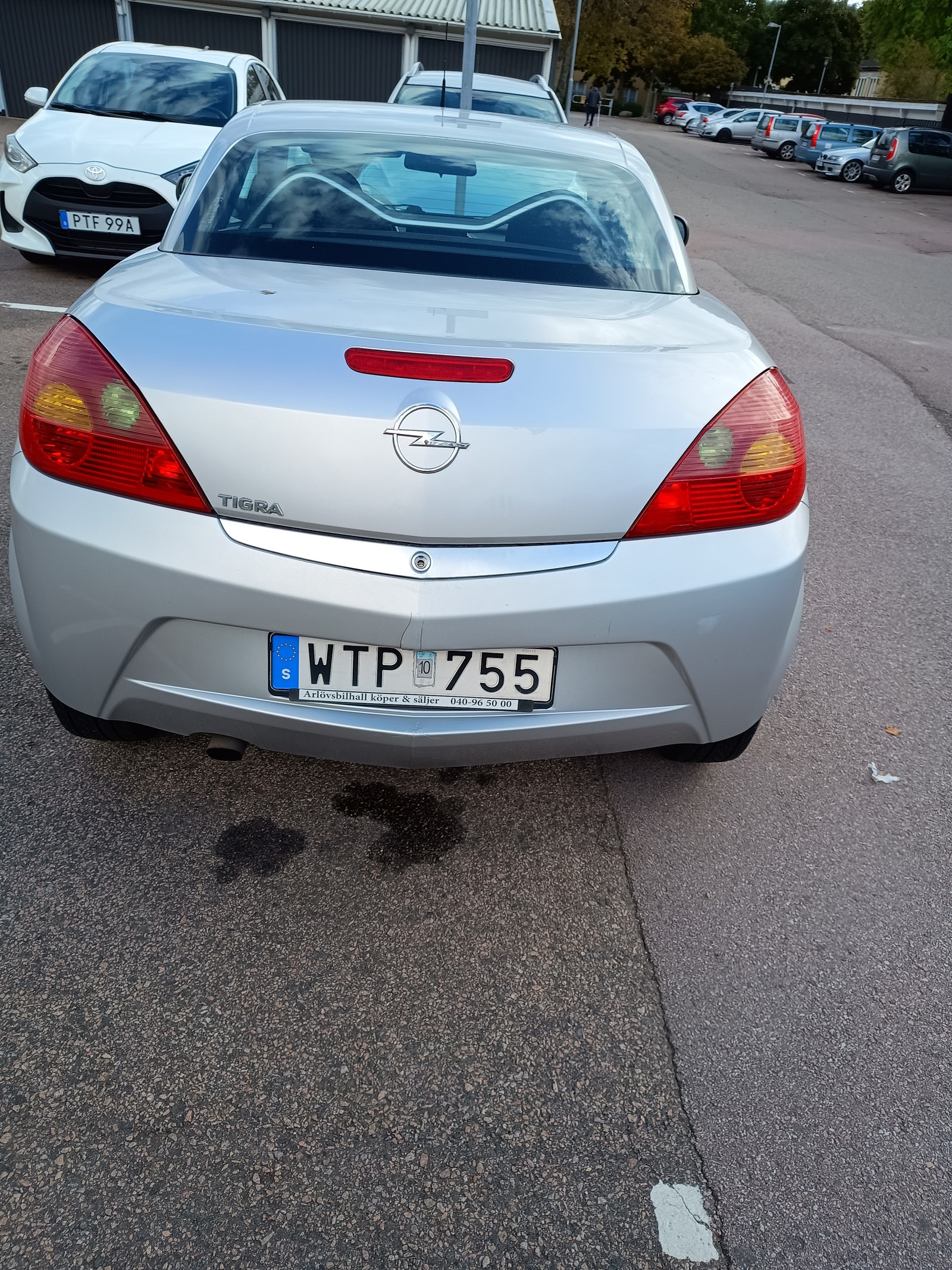 Opel Tigra TwinTop 1.4 Twinport Manual, 5-trins, 90ps, 2005