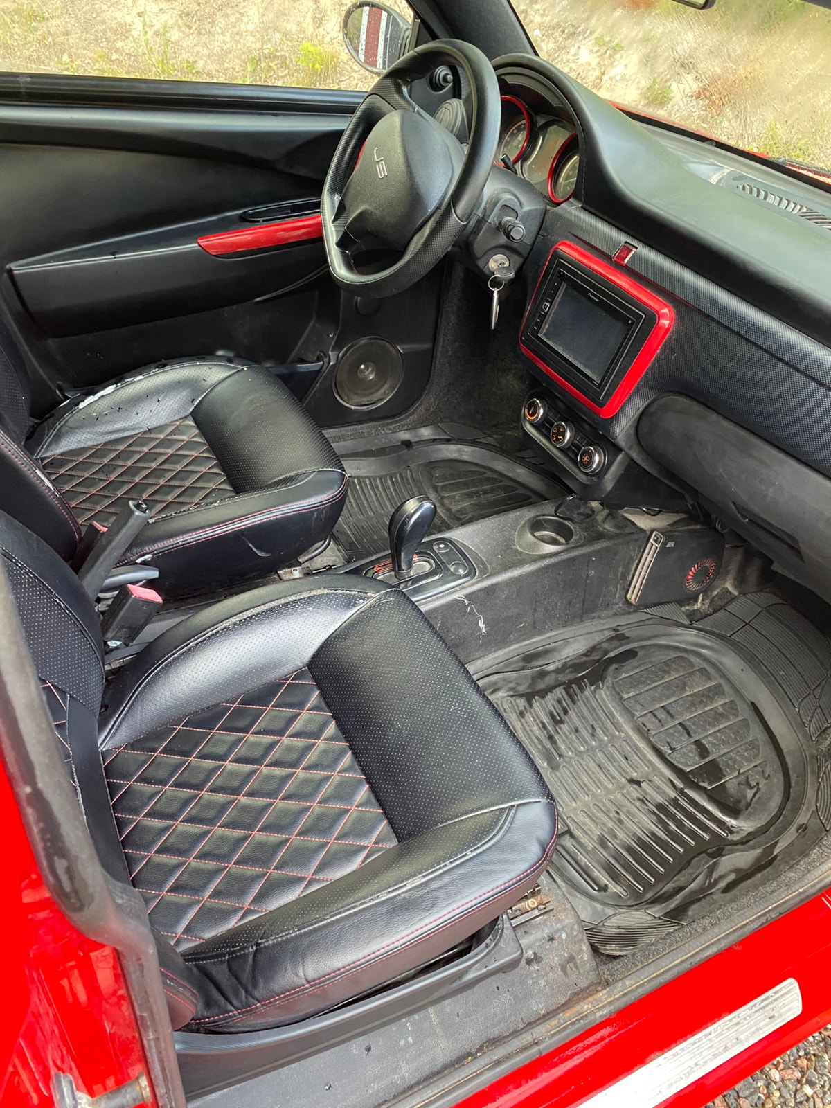 Ligier JS50 0.5 DCI CVT, 8ps, 2017