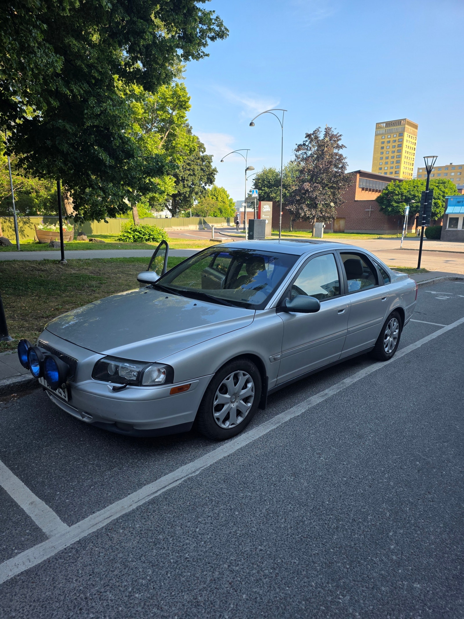 Volvo S80 2.4 T Automatic, 5-trins, 200ps, 2003