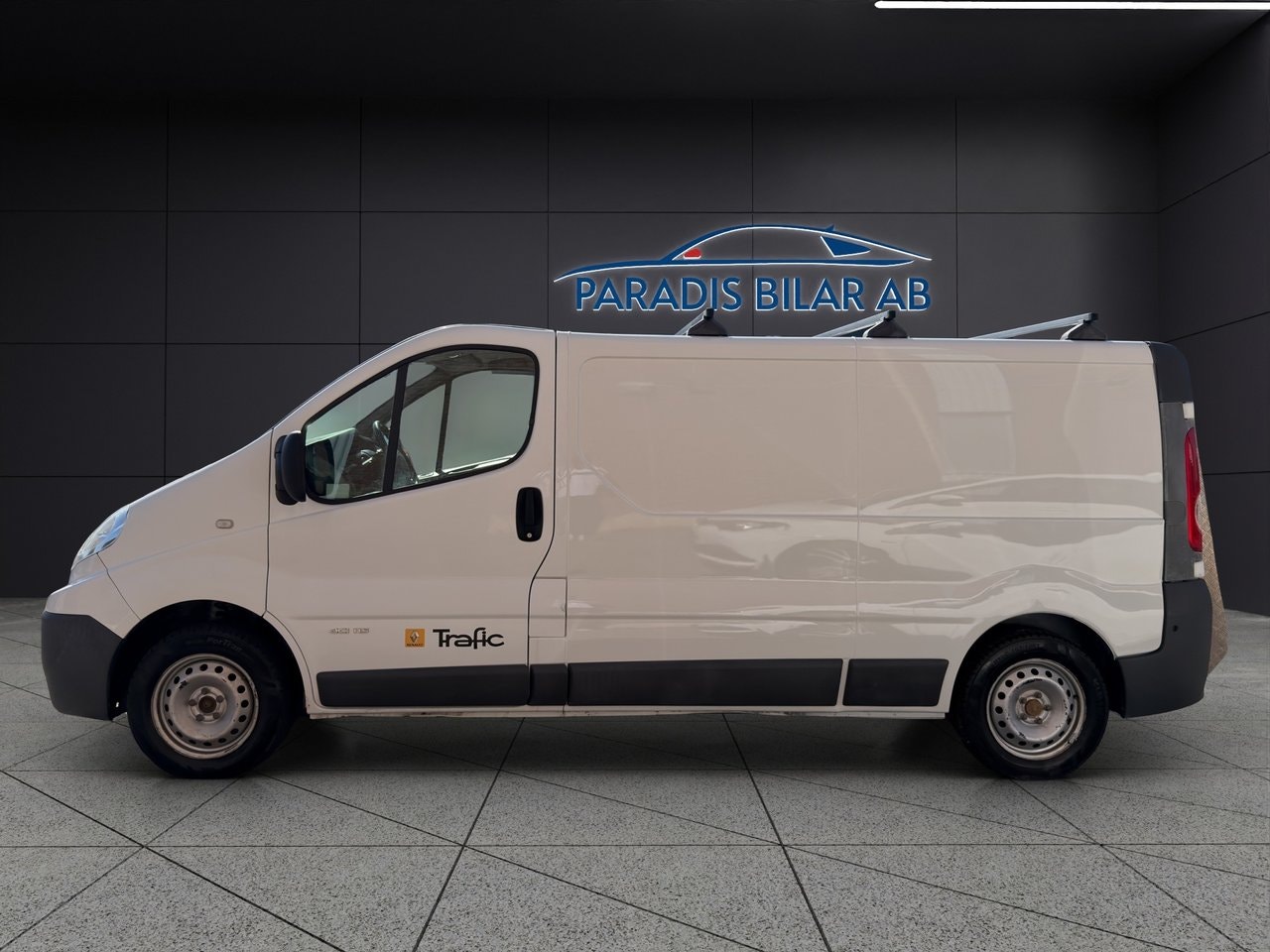 Renault Trafic Van 2.9t 2.0 dCi Manual, 114hp, 2010