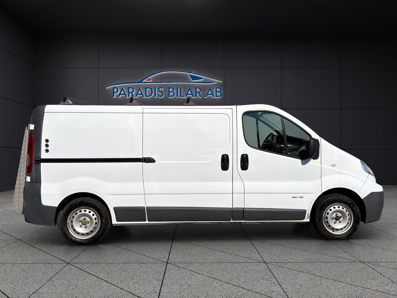 Renault Trafic Van 2.9t 2.0 dCi Manual, 114hp, 2010
