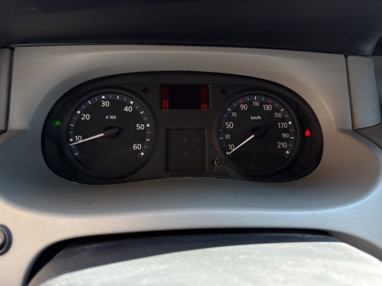 Renault Trafic Van 2.9t 2.0 dCi Manual, 114hp, 2010