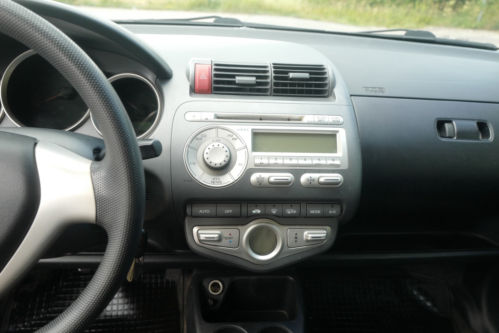 Honda Jazz 1.3 Manual, 83hp, 2007