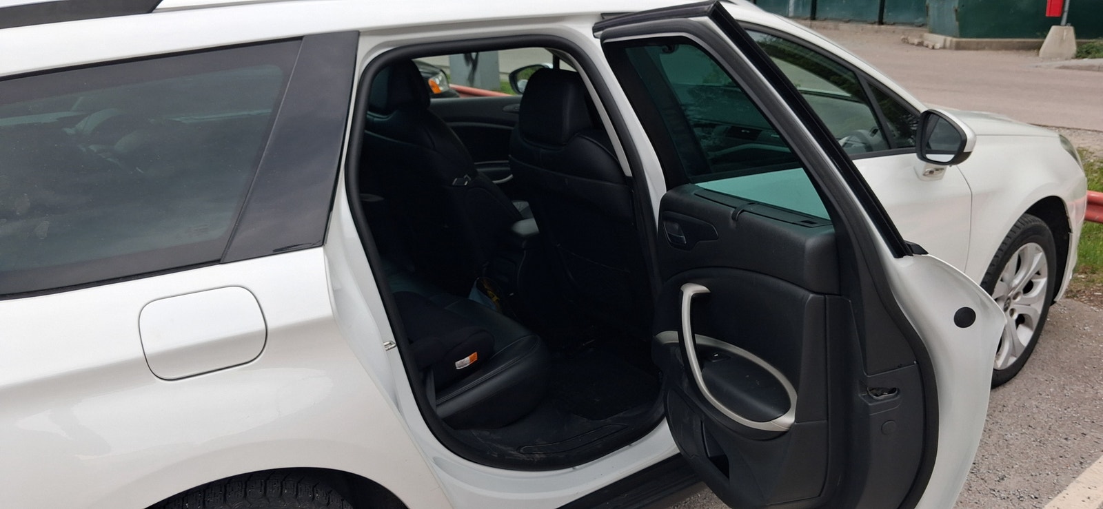 Citroën C5 Tourer 1.6 e-HDi Airdream EGS, 111hk, 2011