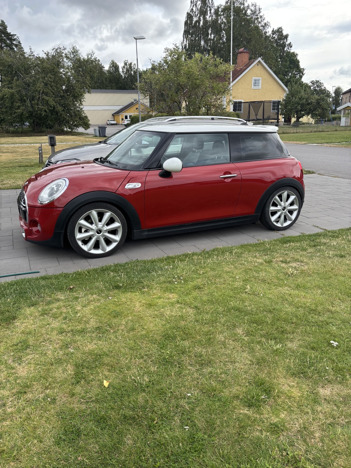 MINI Cooper S 3-dørs Manuell, 6-trinn, 192hk, 2014