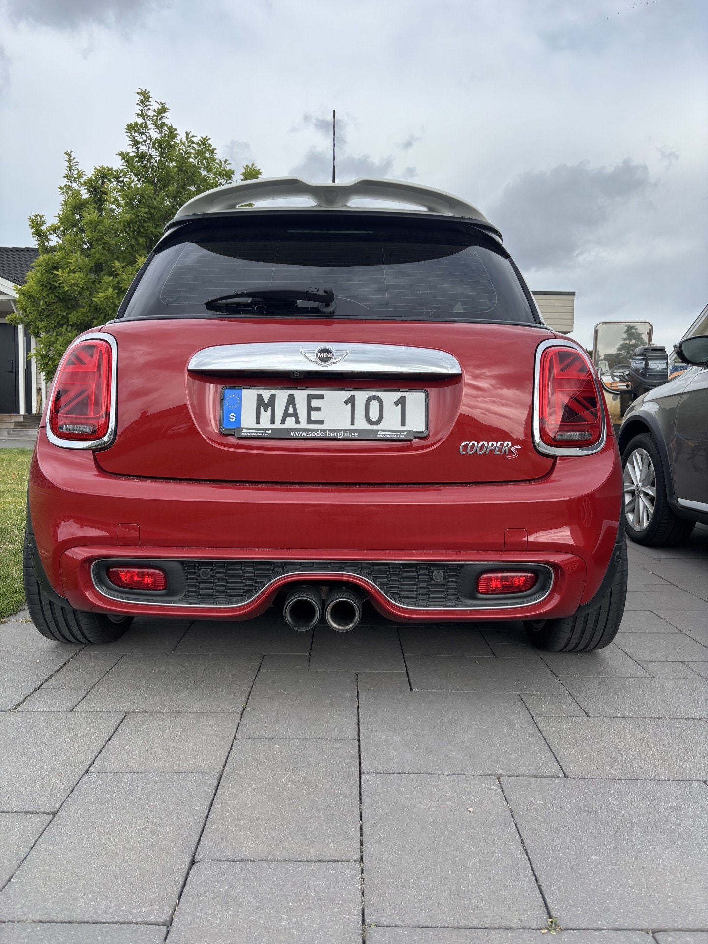 MINI Cooper S 3-dørs Manuell, 6-trinn, 192hk, 2014