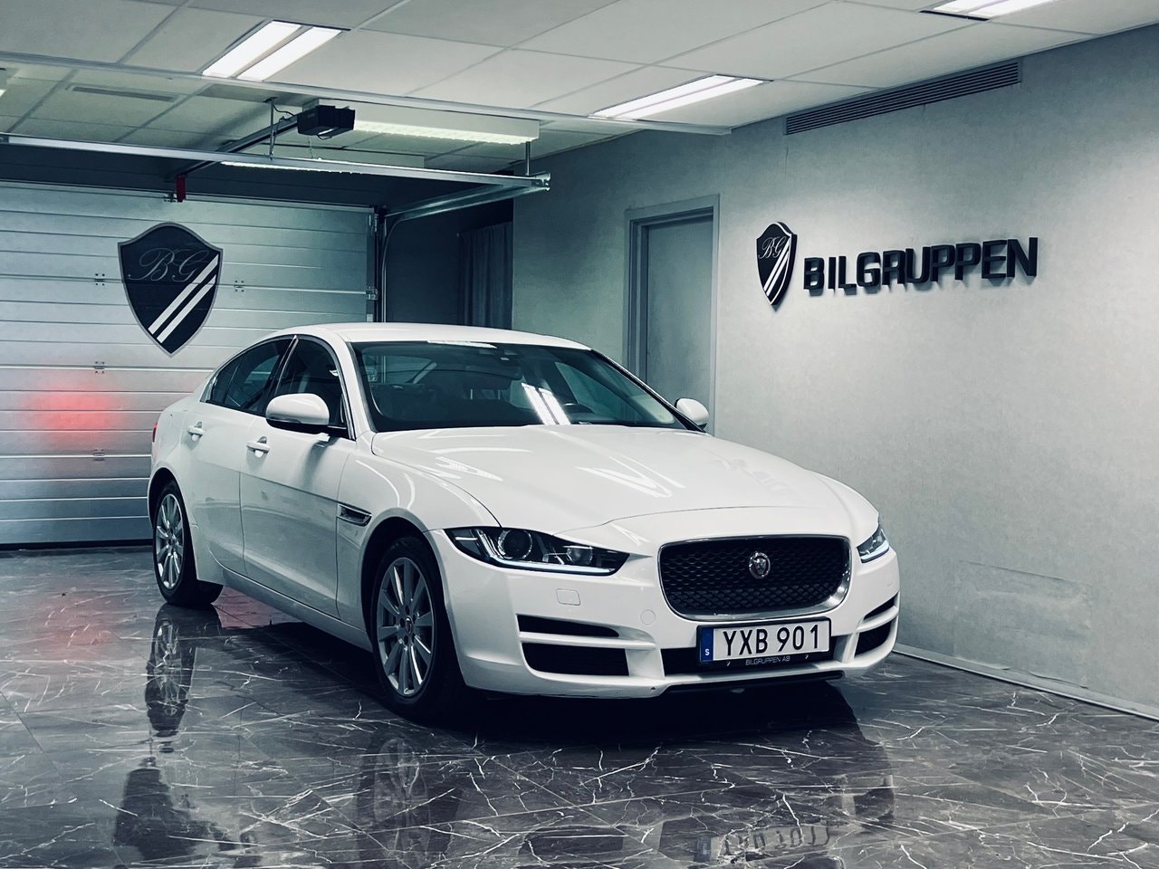 Jaguar XE 20d Automatic, 8-trins, 180ps, 2018