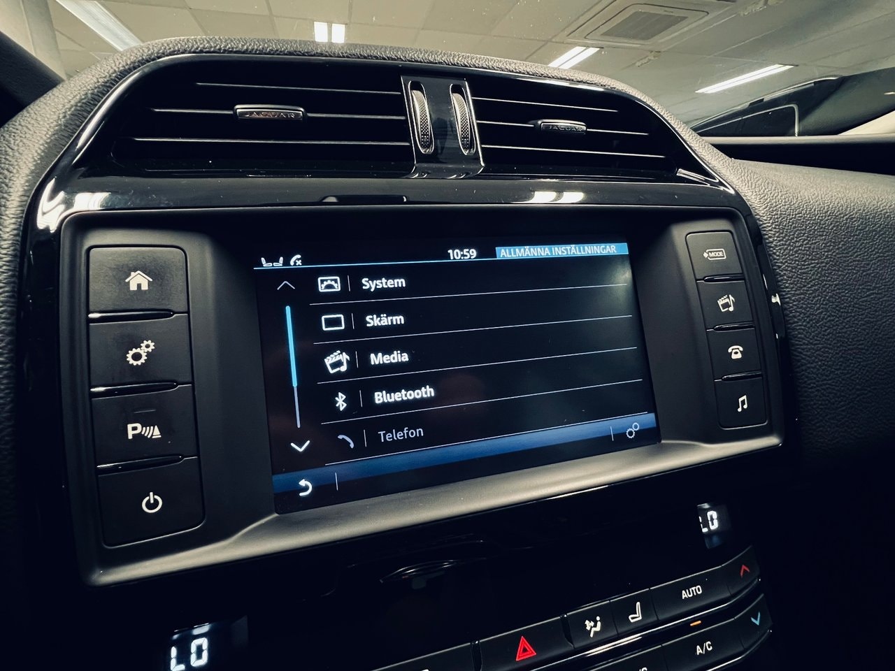 Jaguar XE 20d Automatic, 8-trins, 180ps, 2018