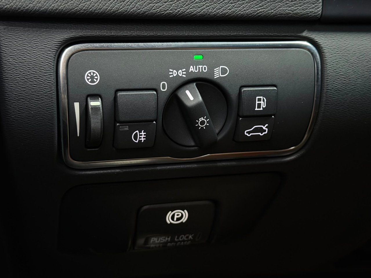 Volvo V60 D2 Powershift, 115hk, 2014