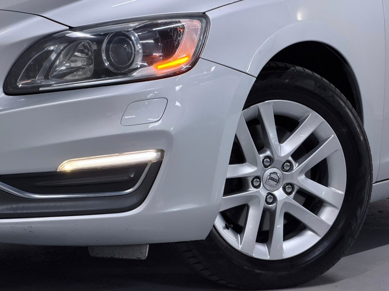 Volvo V60 D2 Powershift, 115hk, 2014