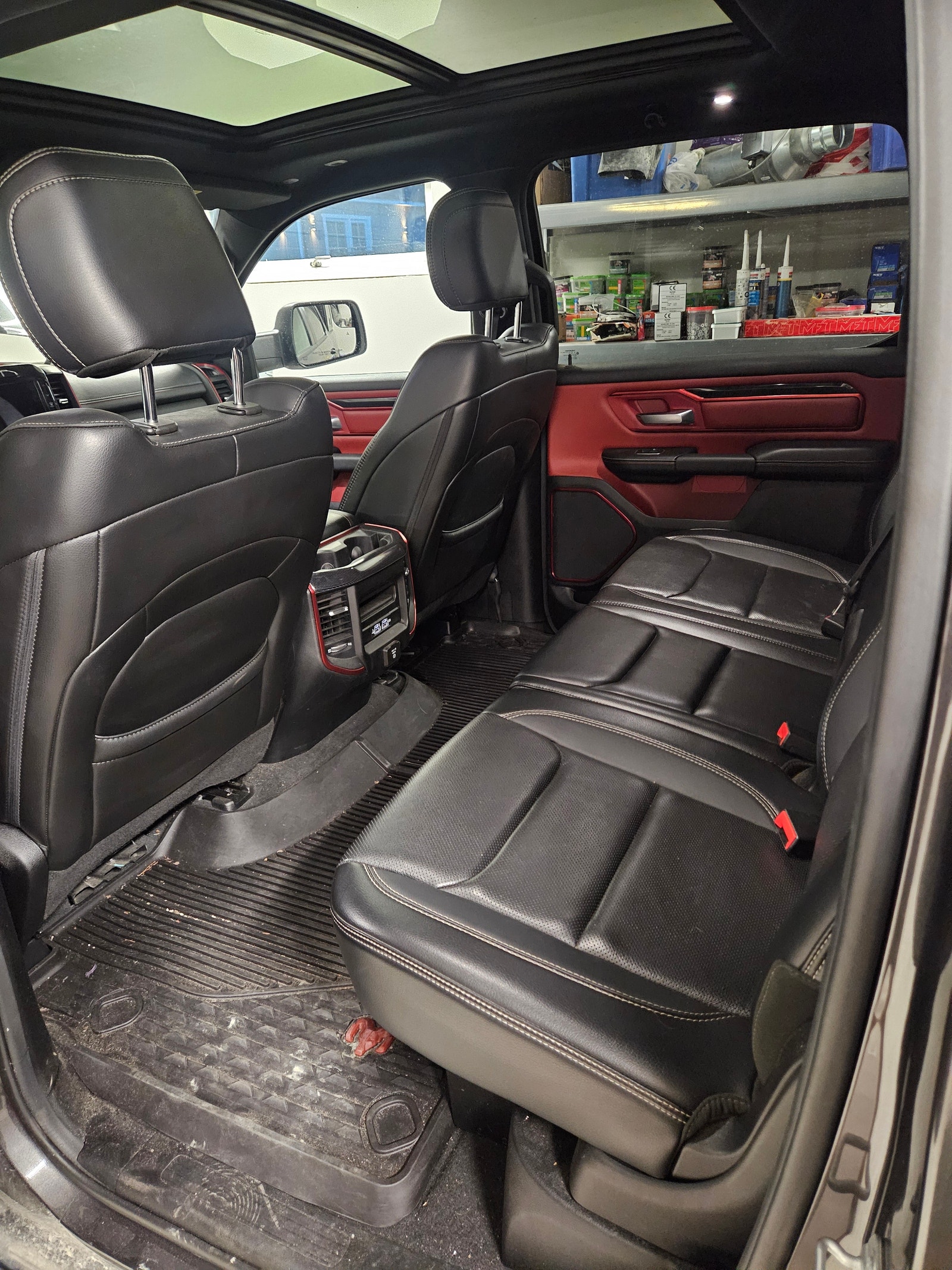 RAM 1500 Crew Cab 5.7 V8 HEMI Flex Fuel 4x4 TorqueFlite, 395hk, 2019