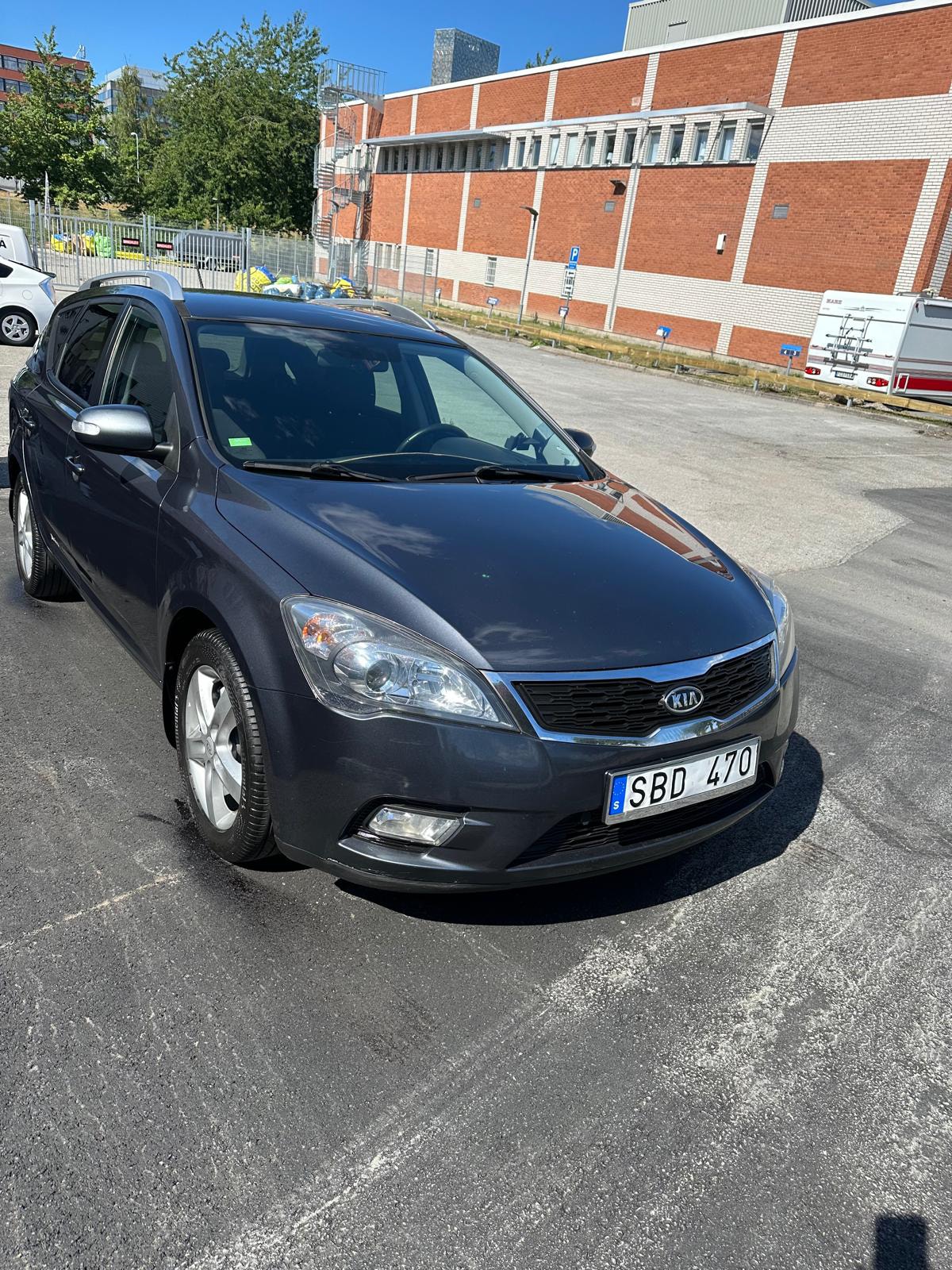 Kia cee'd_sw 1.6 CRDi Manual, 128hp, 2011