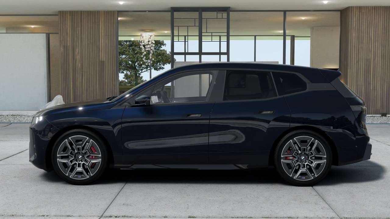 BMW iX xDrive60, 544hp, 2025