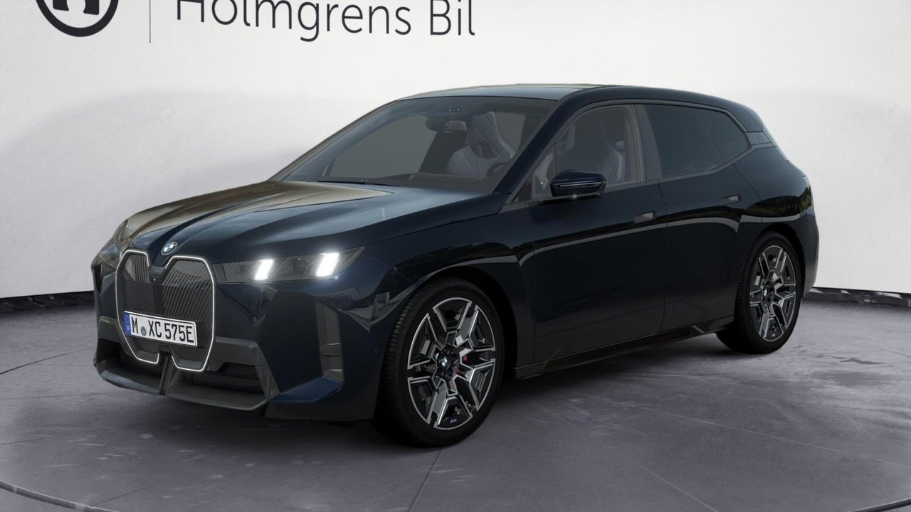 BMW iX xDrive60, 544hp, 2025