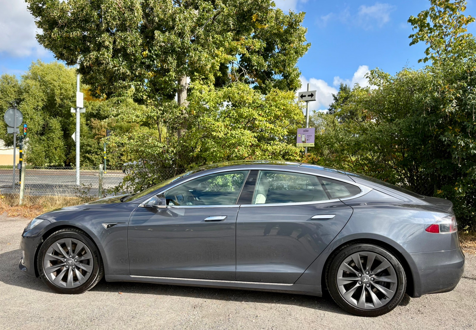 Tesla Model S Long Range AWD, 423ps, 2020