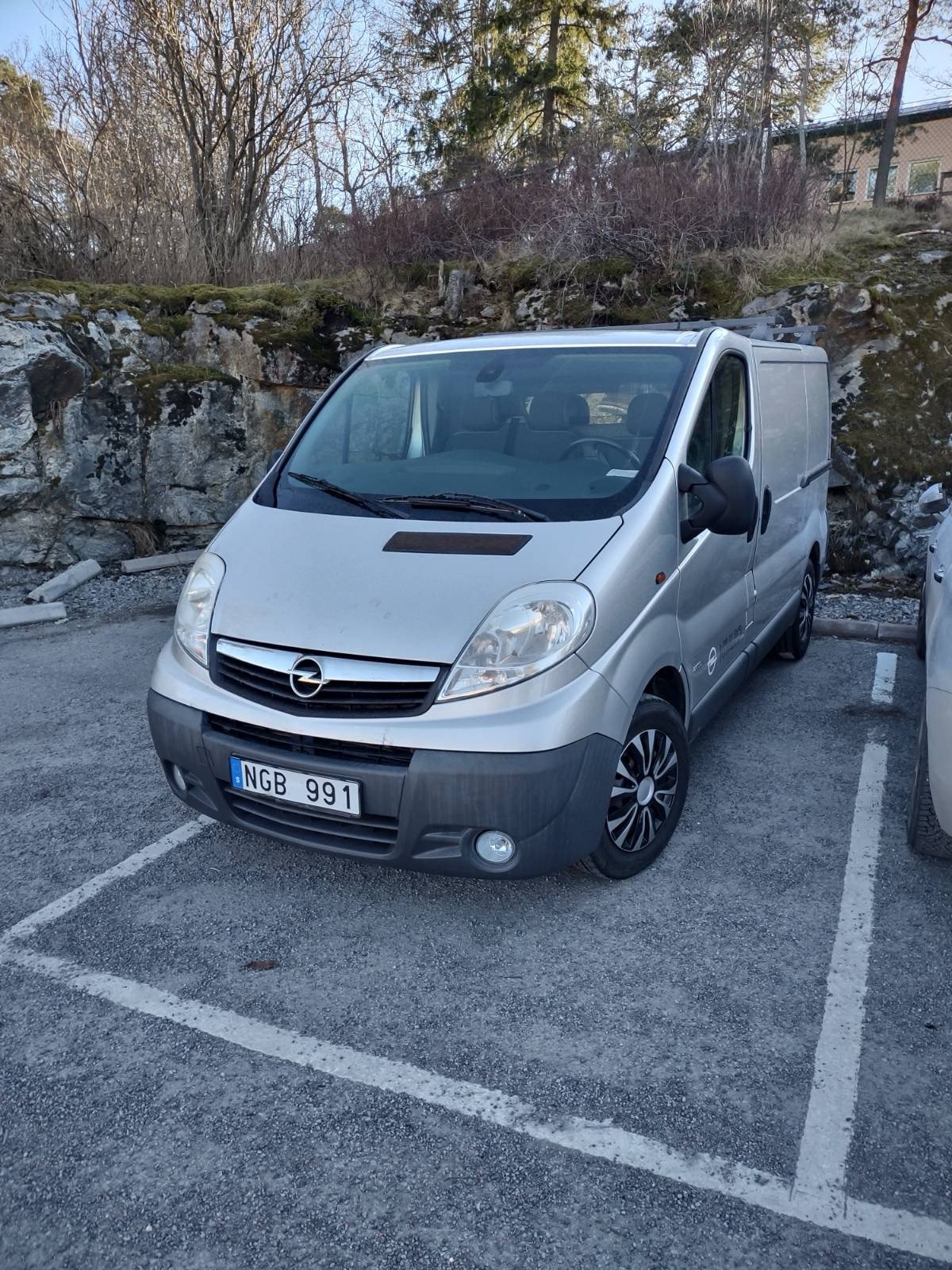 Opel Vivaro Panel Van 2.9t 2.0 CDTI Manual, 114hp, 2013