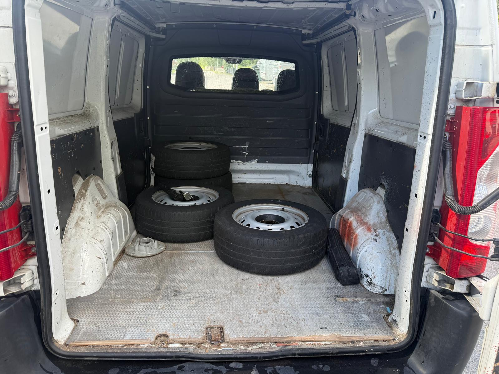 Toyota ProAce Panel Van 1.6 D-4D Manual, 90hp, 2016