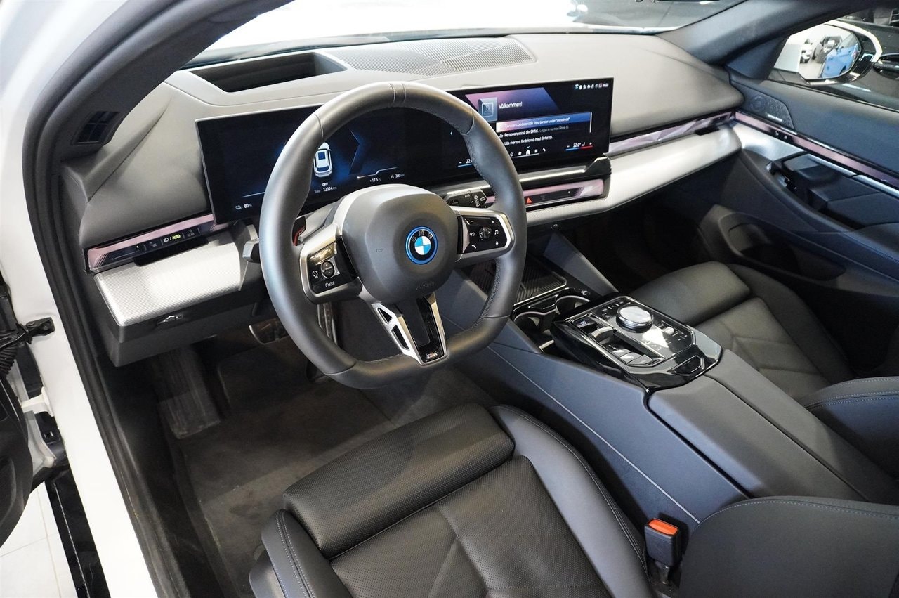 BMW i5 eDrive40 Touring, 340hk, 2025