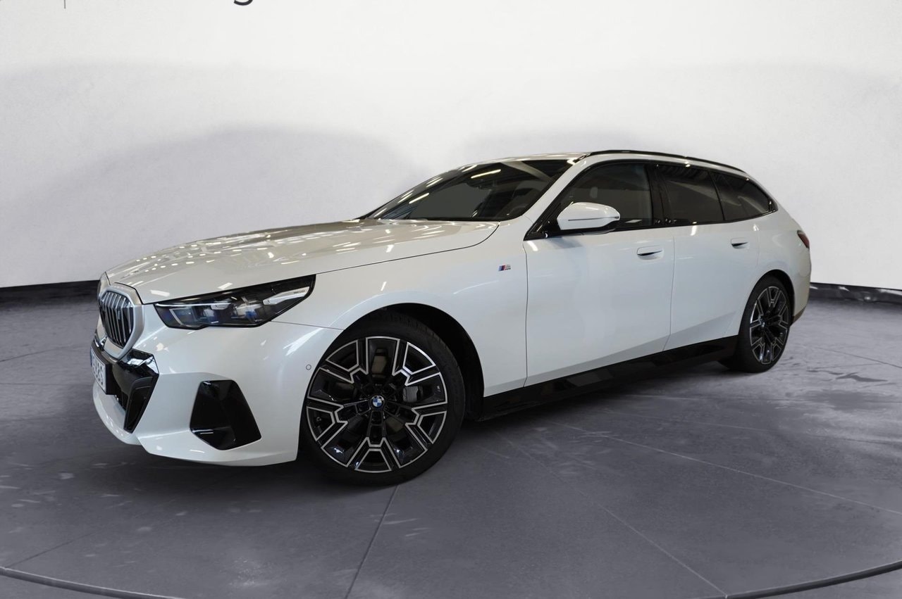 BMW i5 eDrive40 Touring, 340hk, 2025