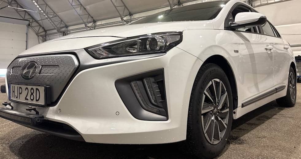 Hyundai IONIQ 136 hp