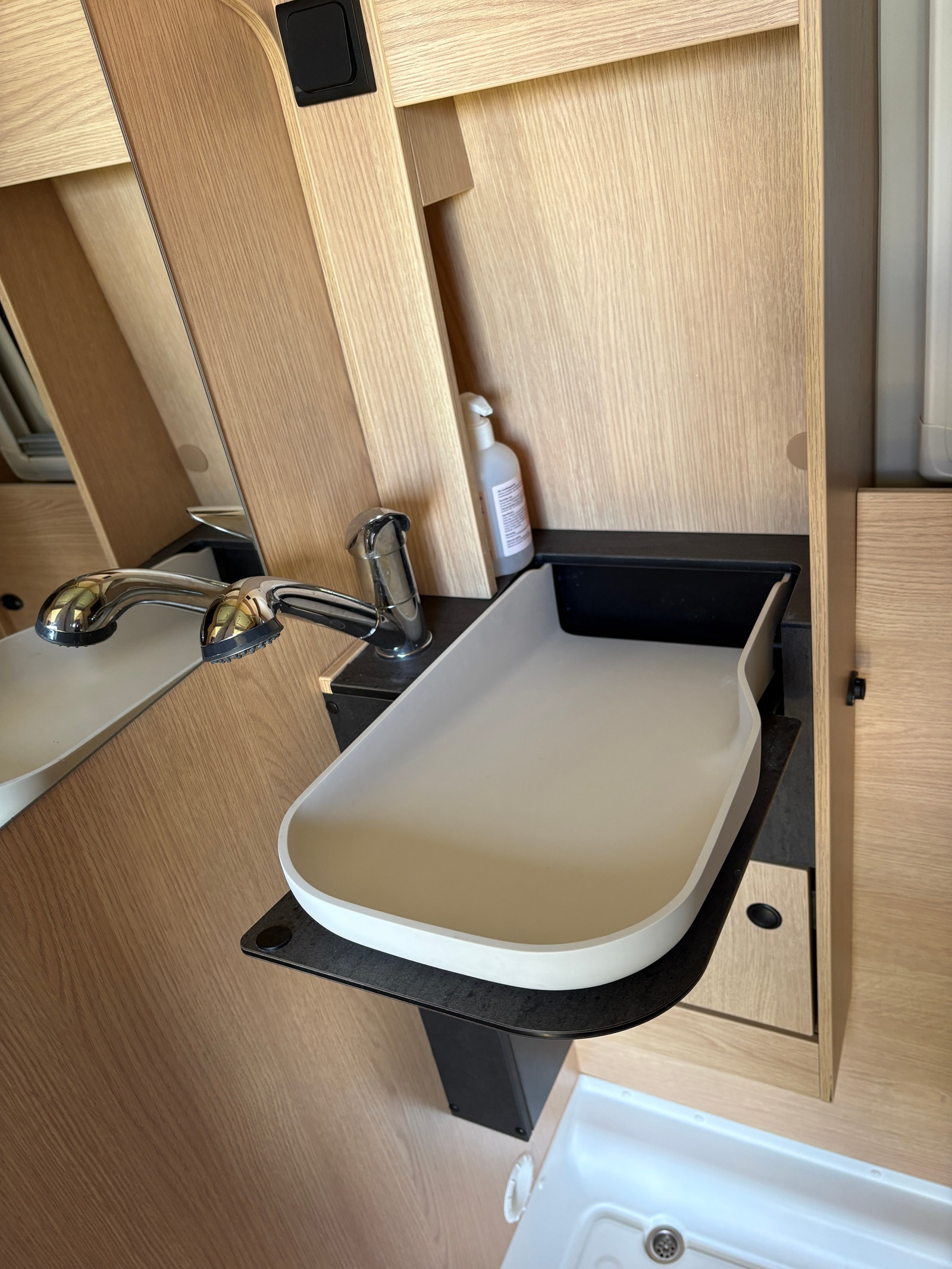 Fiat Ducato Conversion Chassi Platform 2.2 Multijet 140 Automatic, 8-trins, 140ps, 2025