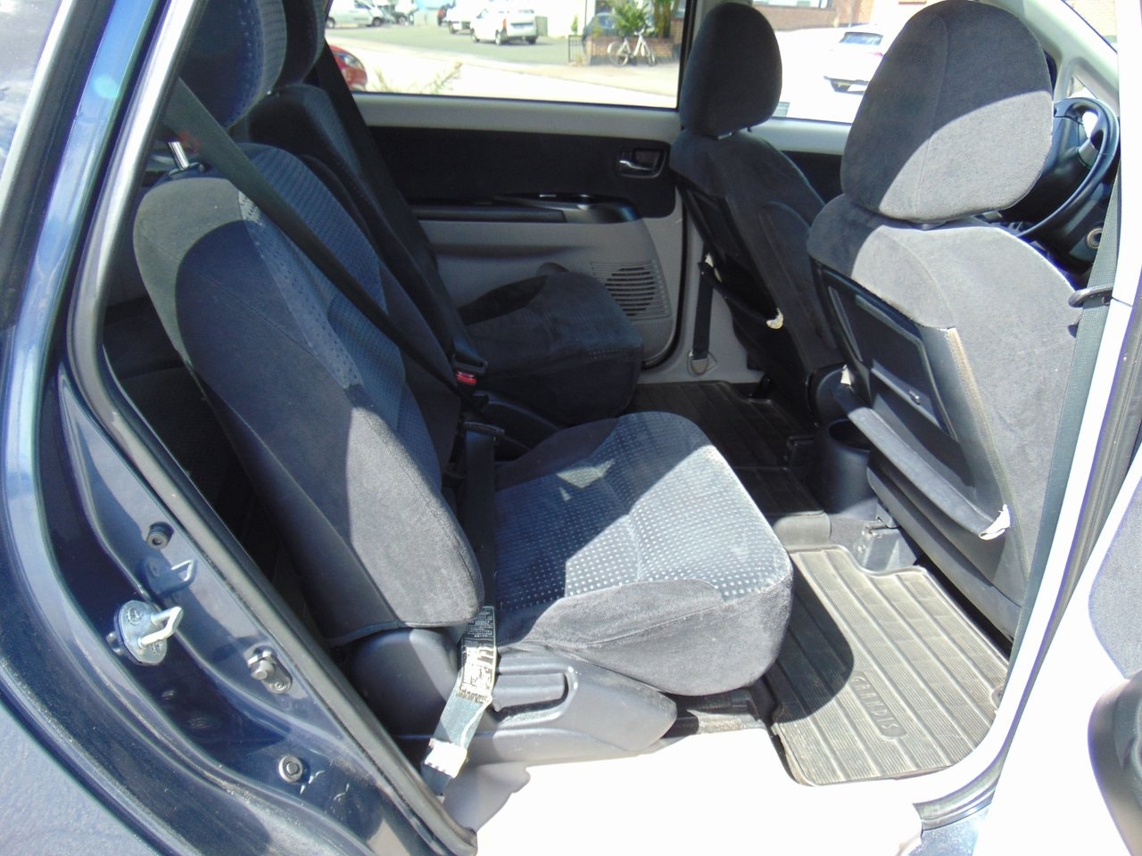 Mitsubishi Grandis 6-seater 2.4 MIVEC Manual, 165hp, 2006