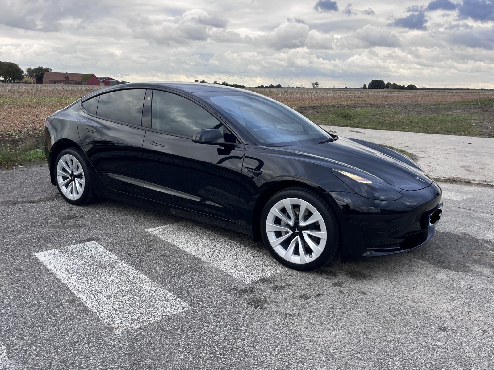 Tesla Model 3 Standard Range, 283ps, 2023