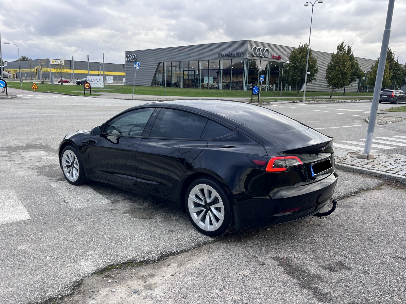 Tesla Model 3 Standard Range, 283ps, 2023