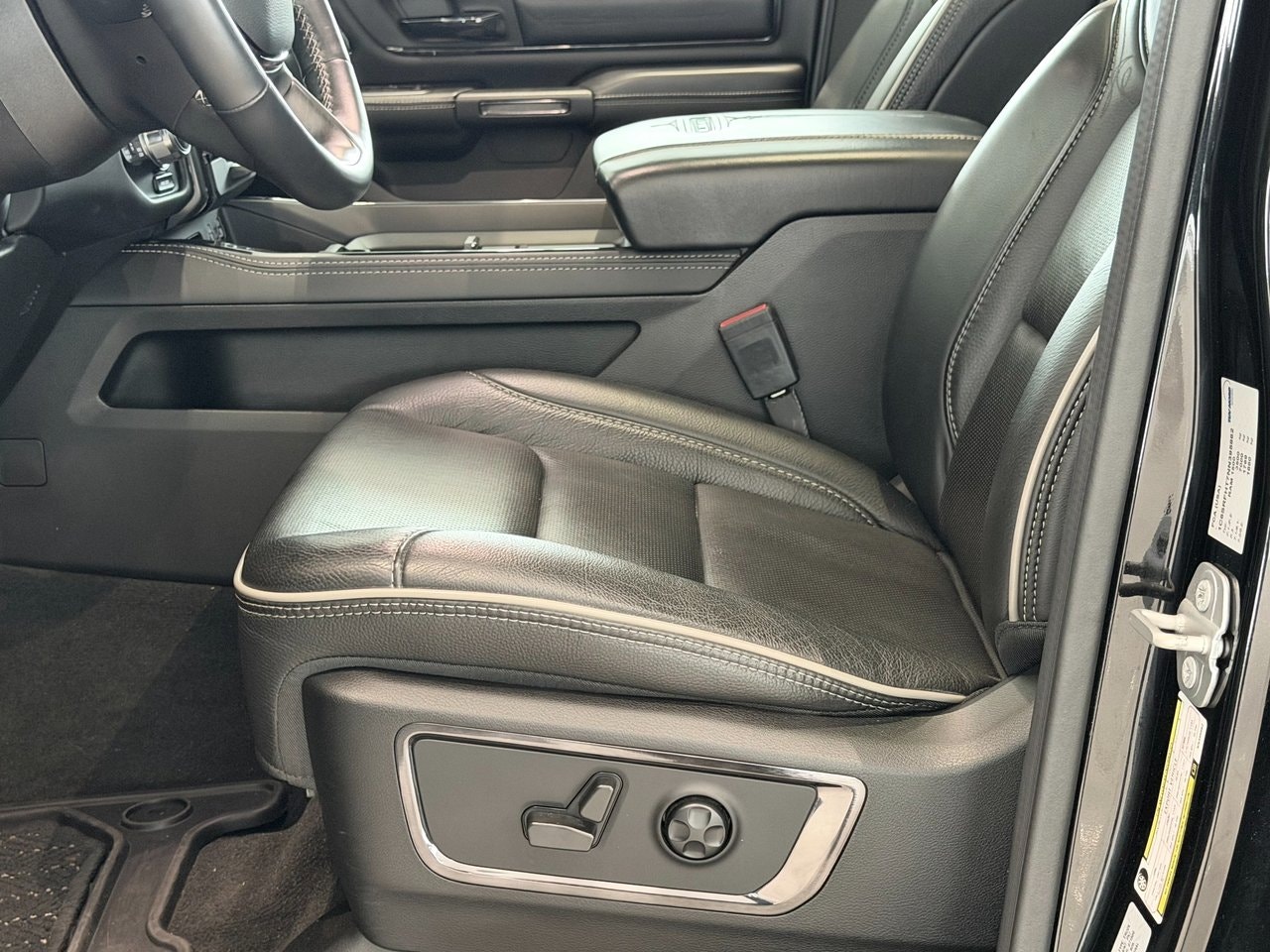 RAM 1500 Crew Cab 5.7 V8 HEMI Flex Fuel 4x4 TorqueFlite, 395hk, 2022