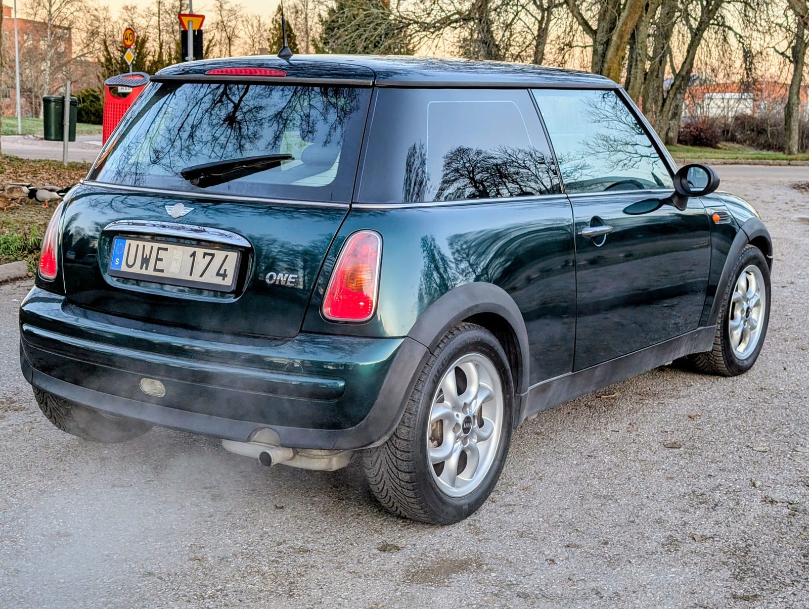 MINI One Manual, 90hp, 2004