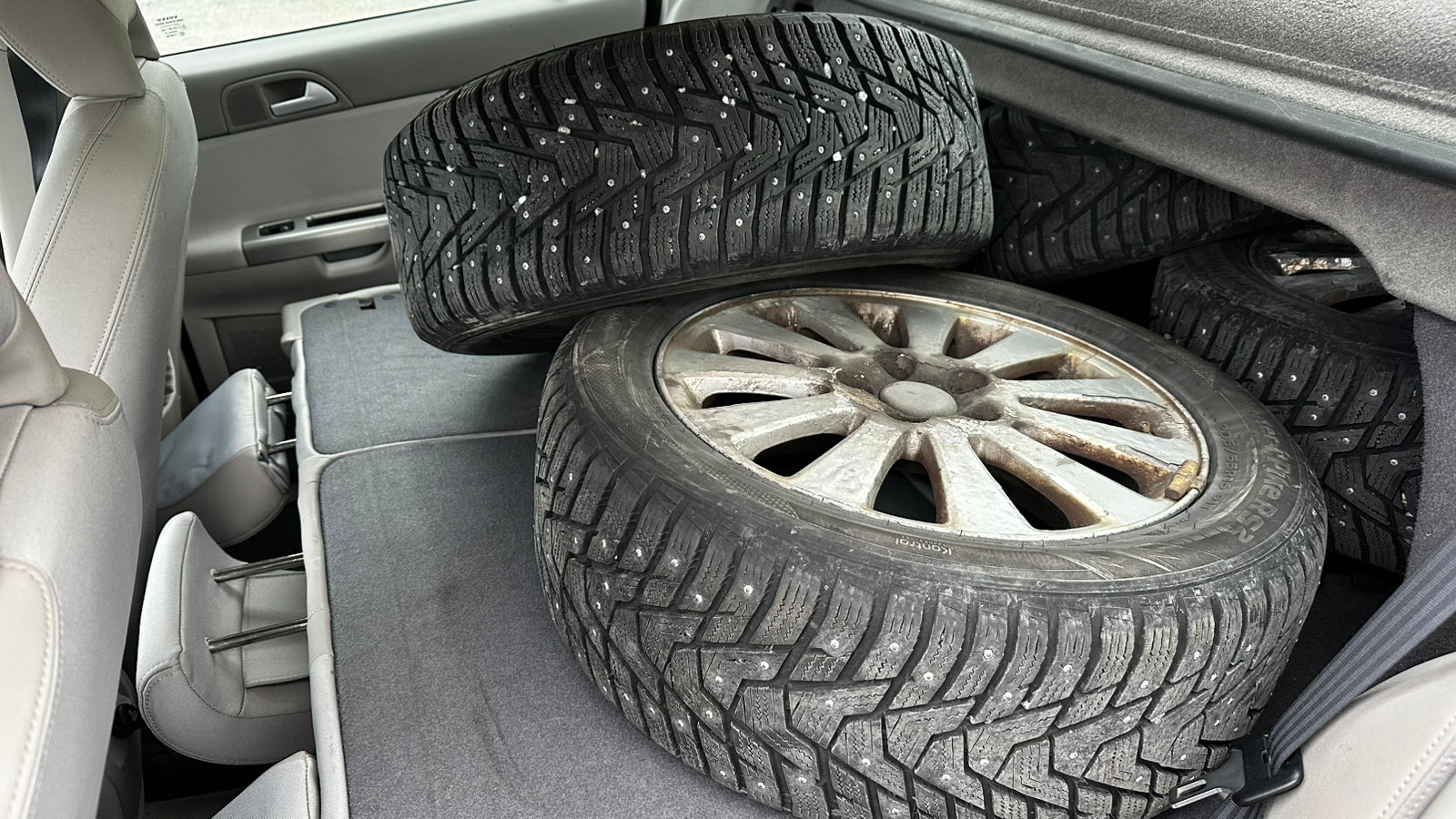 Volvo S40 T5 Manual, 220hp, 2004