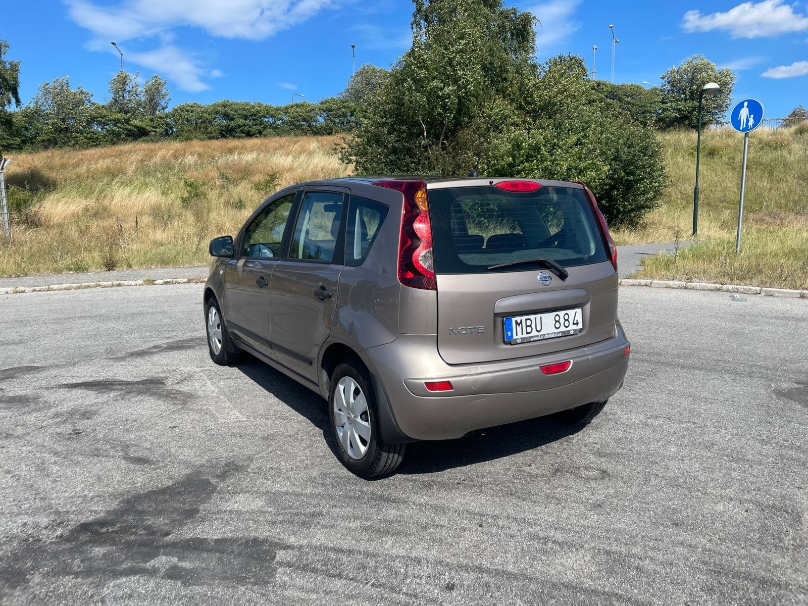 Nissan Note 1.4 Manual, 5-trins, 88ps, 2012