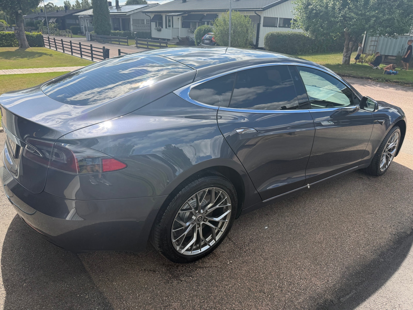 Tesla Model S 75D, 525ps, 2018