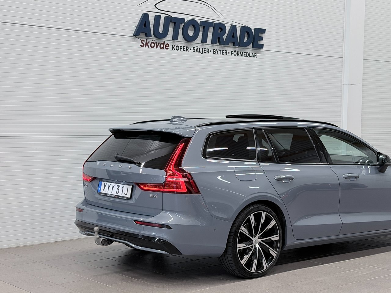 Volvo V60 B4 Geartronic, 8-trins, 197ps, 2023