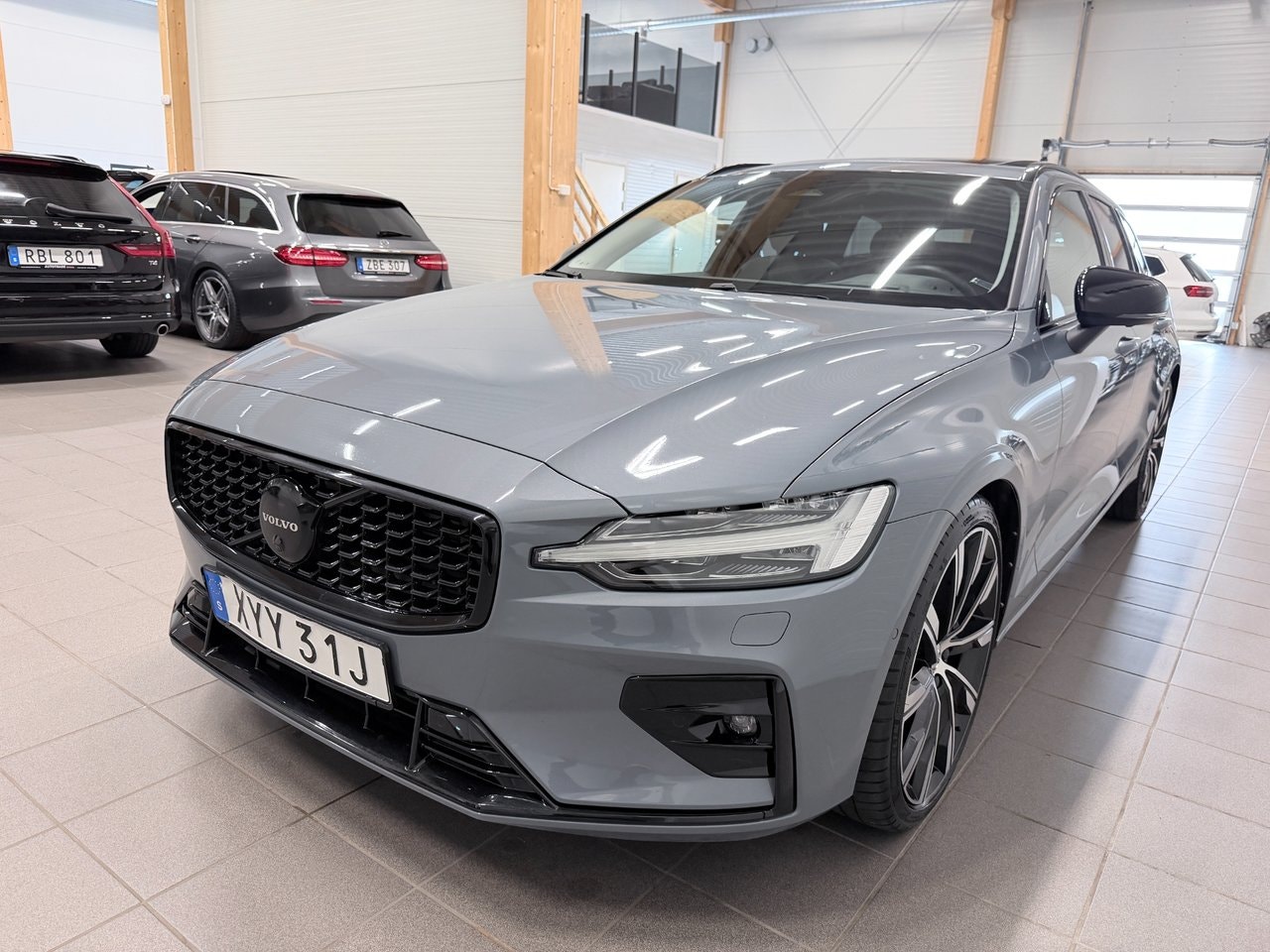 Volvo V60 B4 Geartronic, 8-trins, 197ps, 2023
