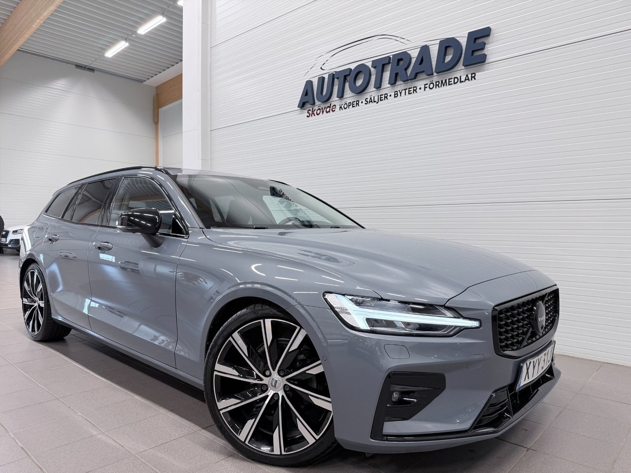 Volvo V60 B4 Geartronic, 8-trins, 197ps, 2023