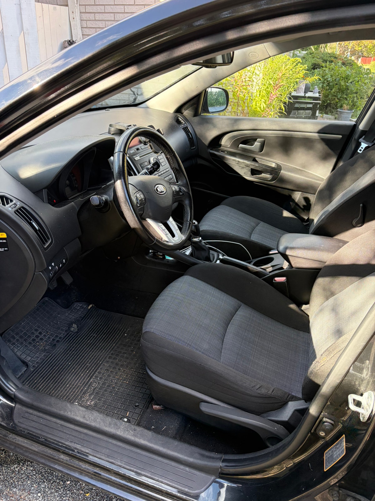 Kia cee'd_sw 1.6 CRDi Manual, 6-trins, 128ps, 2011