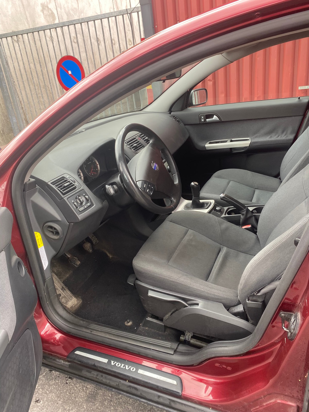 Volvo S40 2.4 Manual, 5-trins, 170ps, 2004