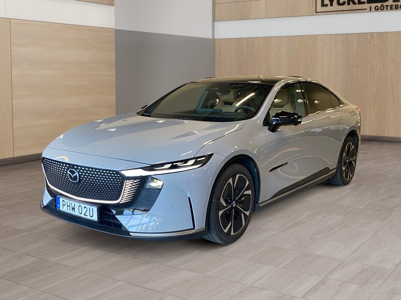 Mazda 6e Long Range, 245hp, 2025
