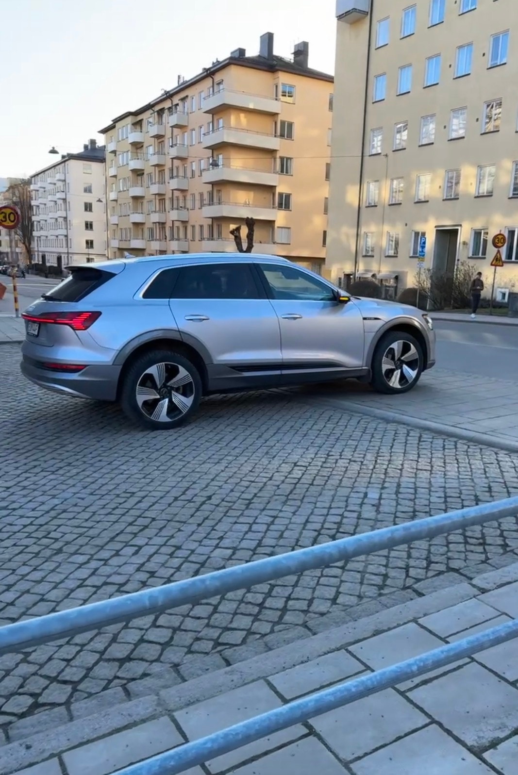 Audi e-tron 55 quattro, 408ps, 2021